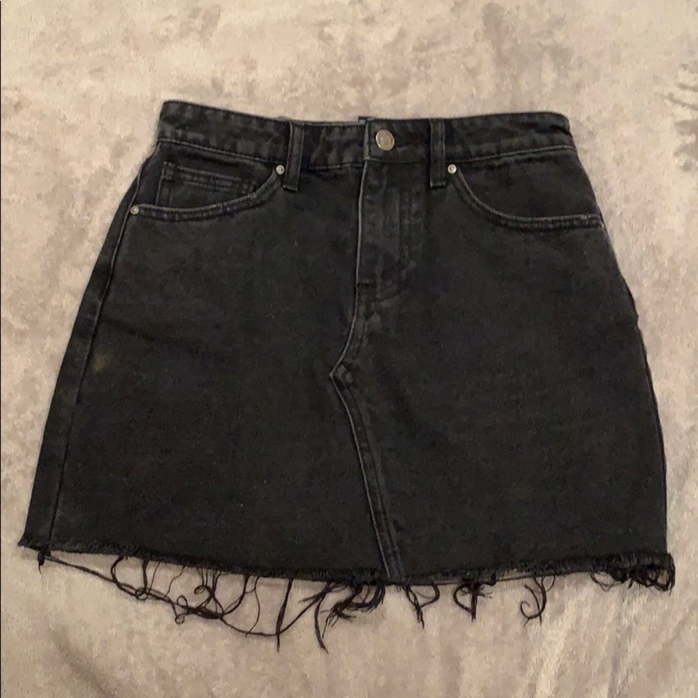 Black skirt